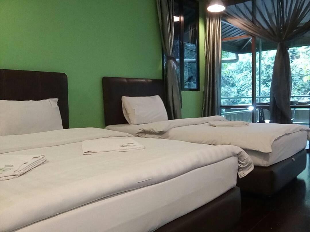 J Residence Kampong Kundassan 외부 사진