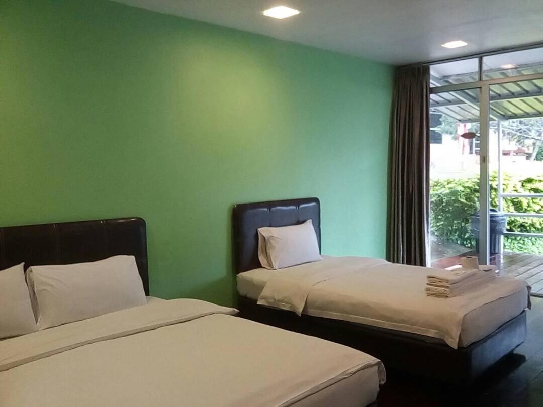 J Residence Kampong Kundassan 외부 사진