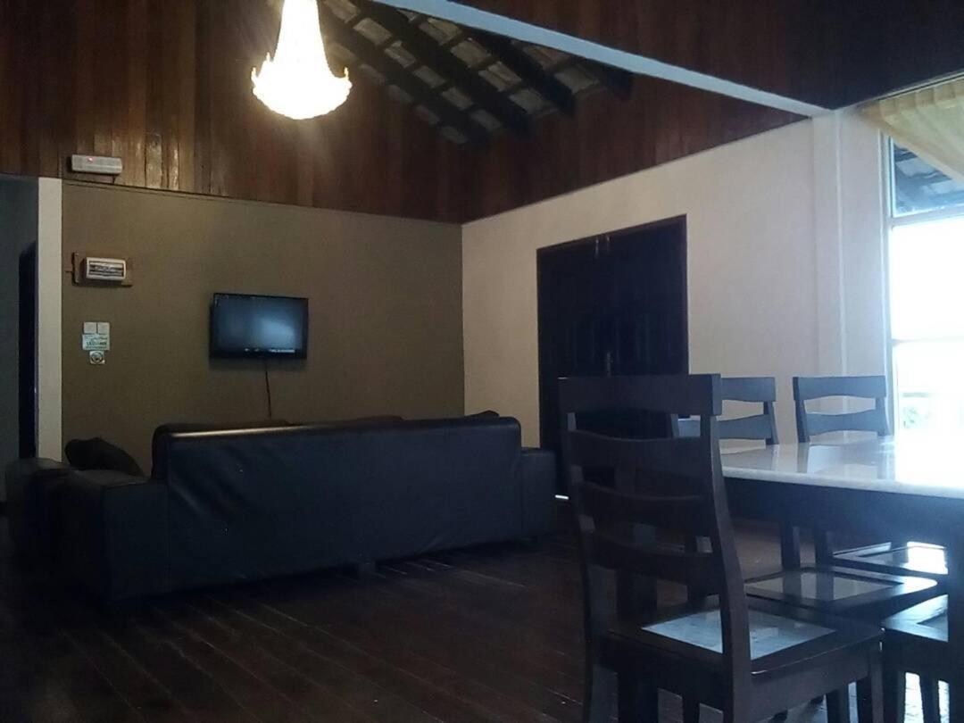 J Residence Kampong Kundassan 외부 사진