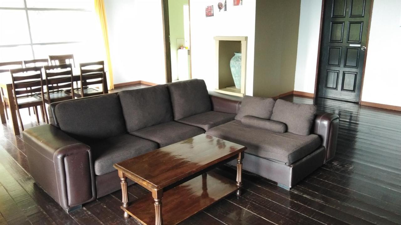 J Residence Kampong Kundassan 외부 사진