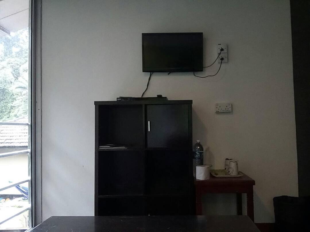 J Residence Kampong Kundassan 객실 사진