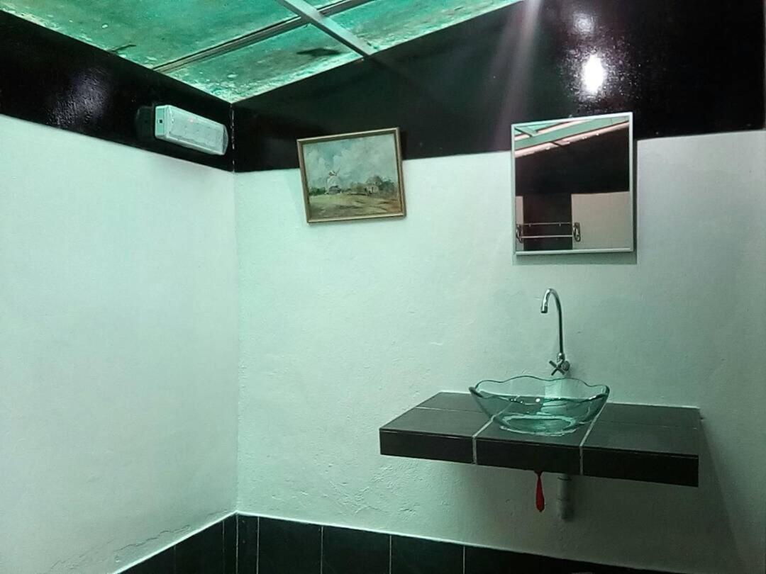 J Residence Kampong Kundassan 객실 사진