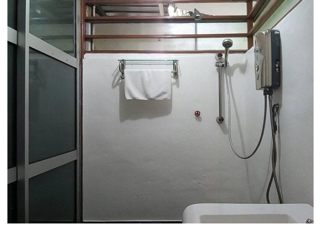 J Residence Kampong Kundassan 객실 사진