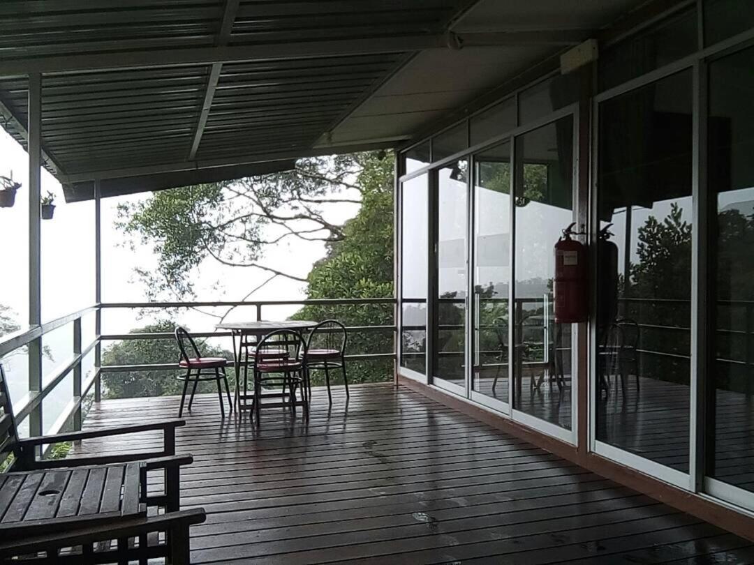 J Residence Kampong Kundassan 객실 사진